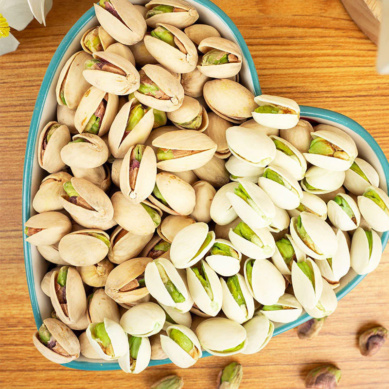 アメリカ産ピスタチオ 500g ジップ袋入り - 無漂白・無添加・ロースト済み・カリカリ食感・栄養豊富・ダイエット・おやつに
