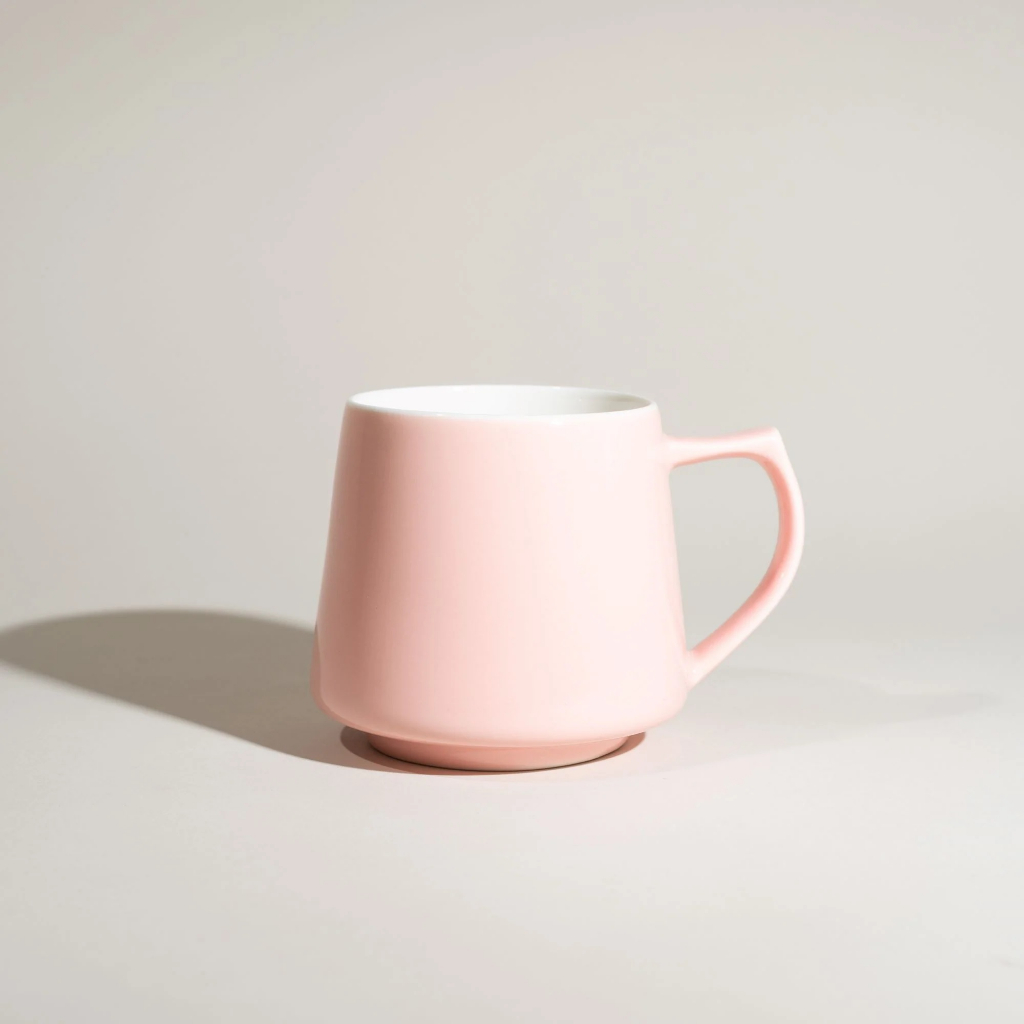 [ORIGAMI JAPAN] 紅茶・コーヒー用磁器カップ 320ml - Origami Aroma Mug - ピンク