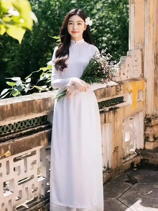 ベトナム衣装 アオザイ 白色のロングドレス Ao Dai Dan Linhの通販