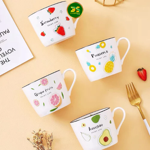 アボカド＆チーズフライ柄 セラミックマグカップ 350ml 蓋・スプーン付き