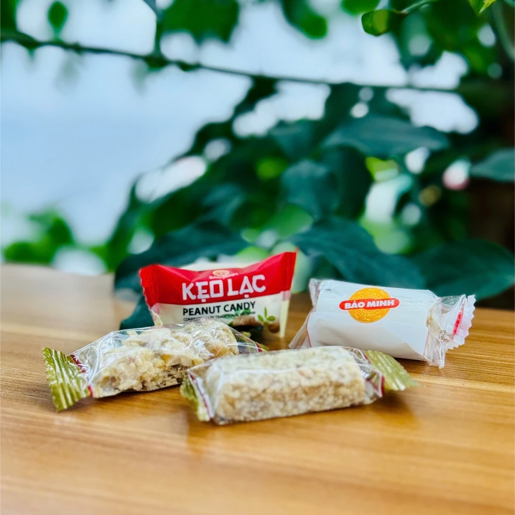 宝明（バオミン）高級ピーナッツキャンディ 250g | 伝統の味、贅沢な食感