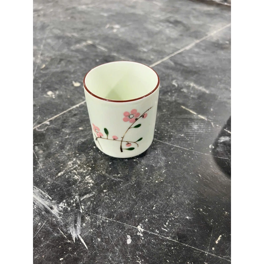 バッチャン焼き クリーム釉 桃の花柄マグカップ 200ml - ベトナム伝統陶器