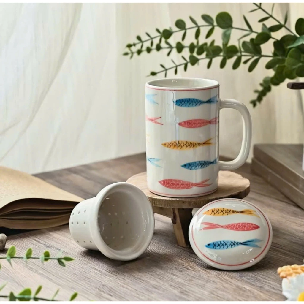 ベトナム バッチャン焼 魚柄ヴィンテージ 茶漉し付きティーカップ