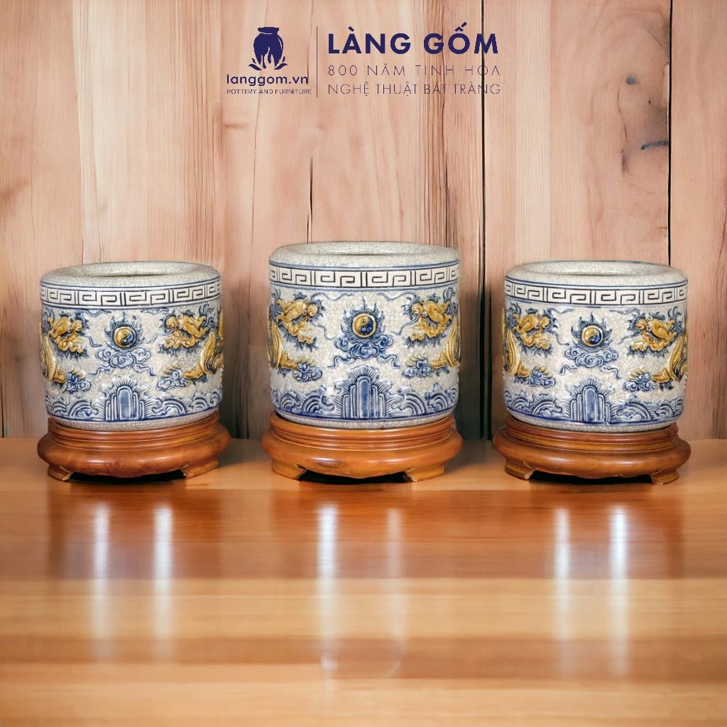 バッチャン焼 龍蓮浮彫り 台座付き香炉セット - 陶器製仏具・お供え物