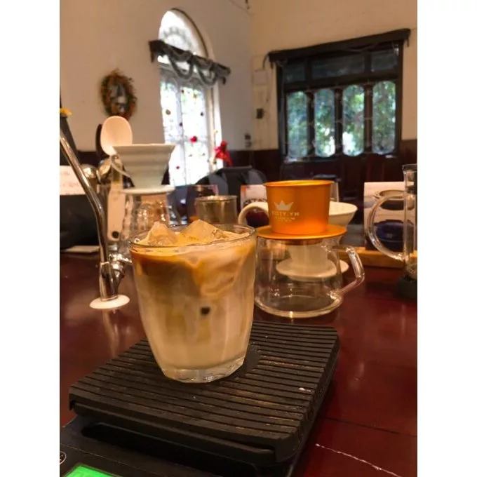 ベトナム カウダット産 アラビカ ナチュラル ダークロースト 極細挽き エスプレッソ用 コーヒー粉 500g