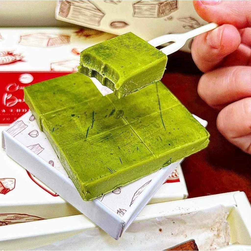 【Chocoline】とろける濃厚抹茶生チョコレート - 20粒入り (190g)