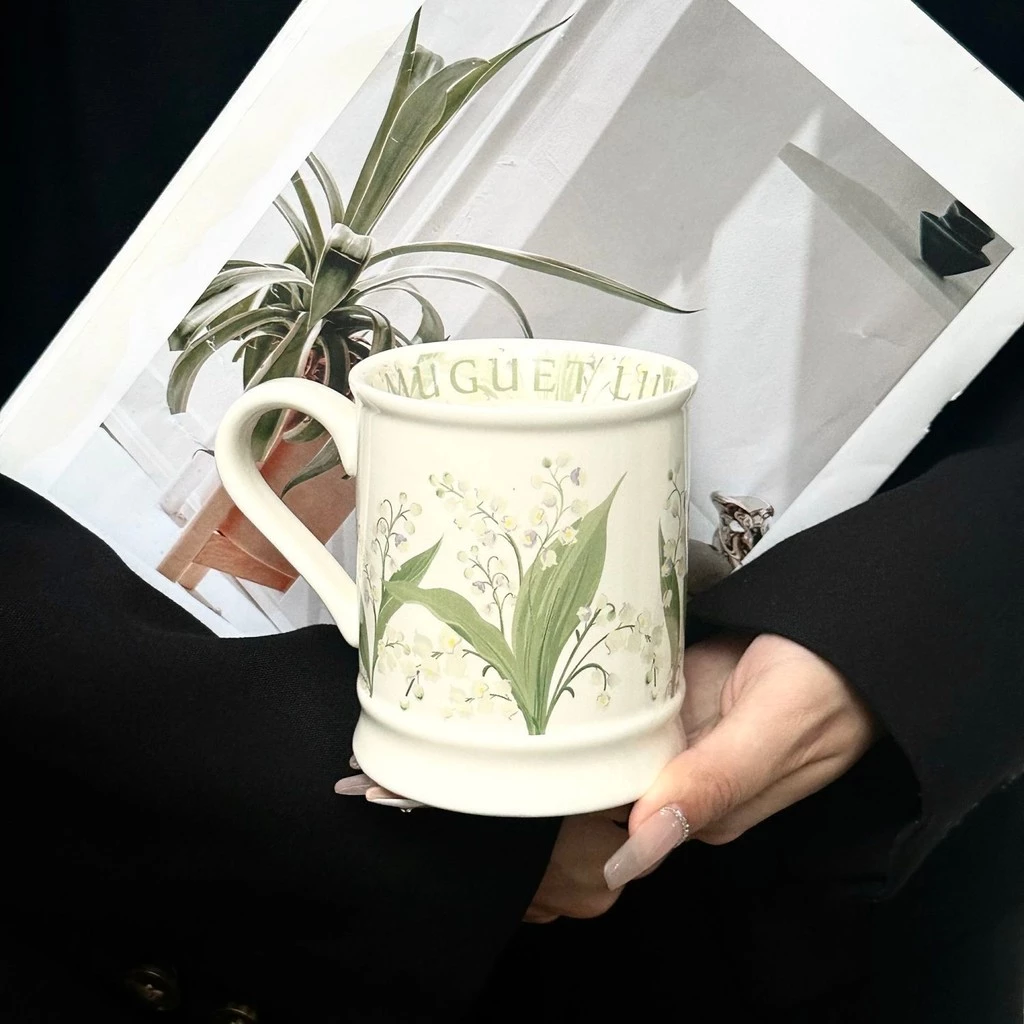 ベルフラワーグリーン クラシックセラミックマグ 350ml - 誕生日、記念品、イベントギフトに