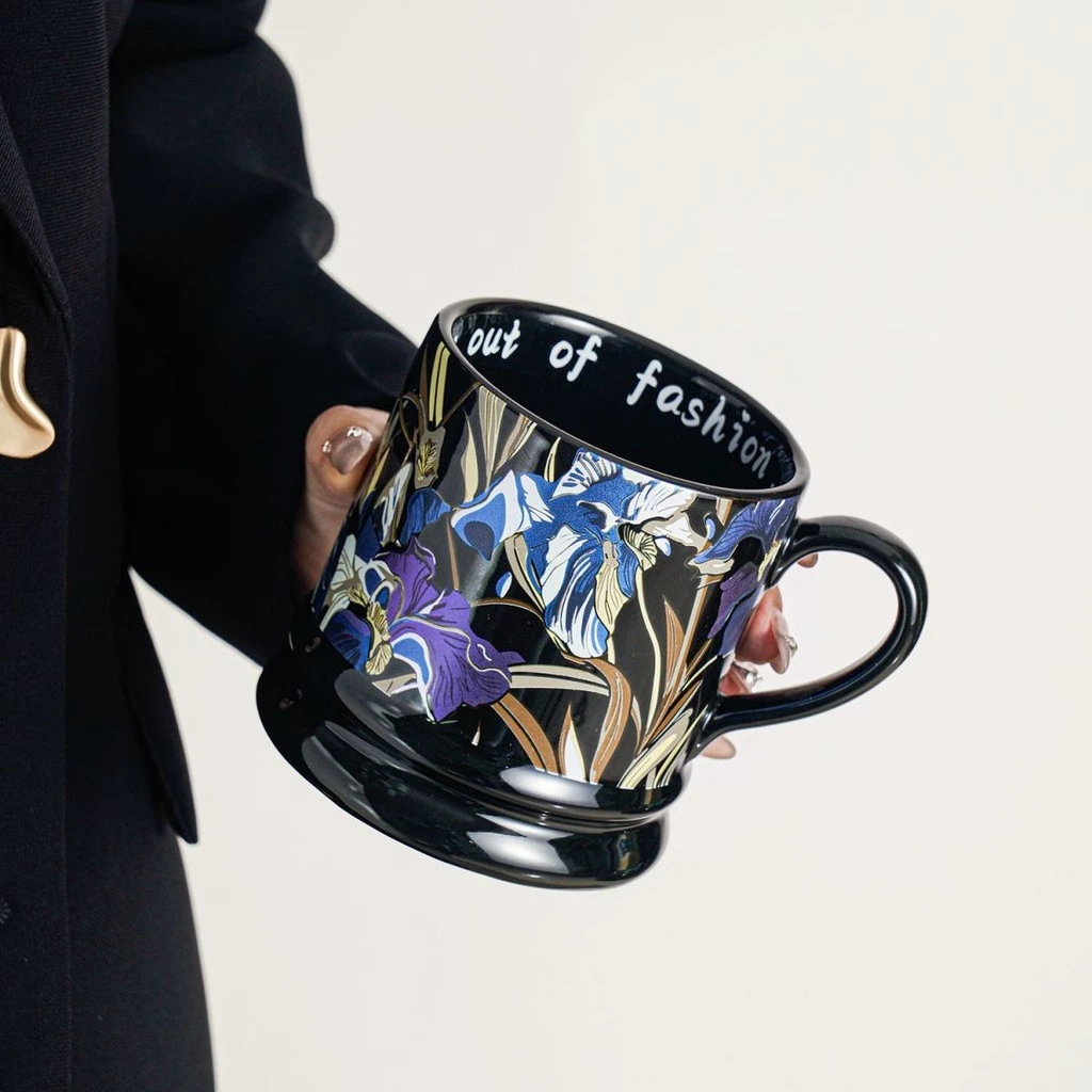 クラシックセラミックマグカップ 380ml – オフィス・家庭用 プレミアムデザイン (ブラックモデル)