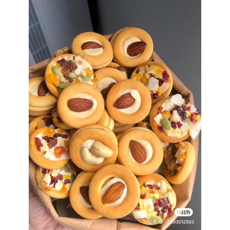 コーンハウス グラノーラ ピザ風クッキー ミックスナッツ 500g コーンハウス