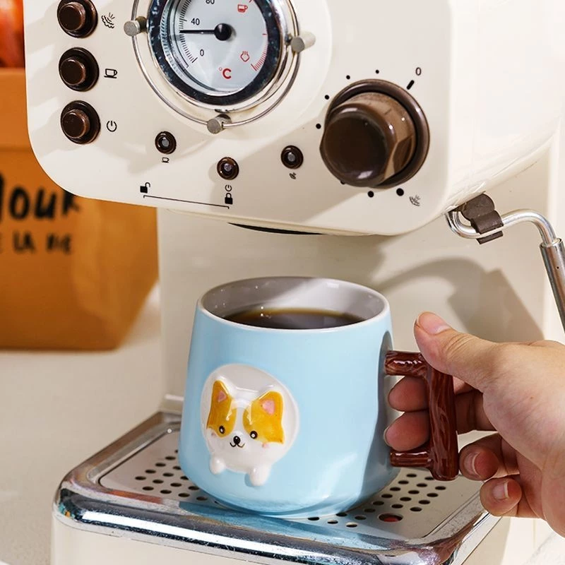 可愛いピンクの漫画柄セラミックマグカップ 400ml - 学生・カップル・家族にぴったり