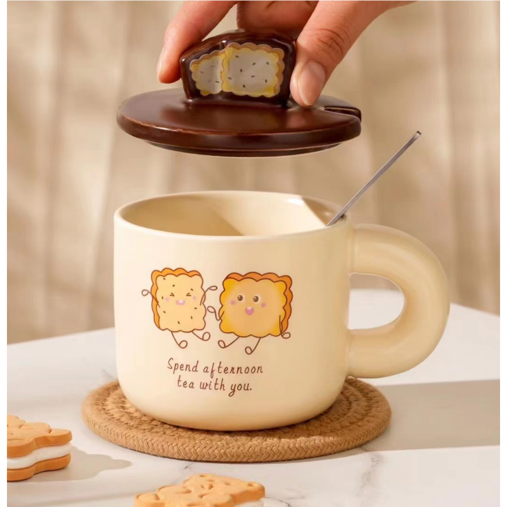 かわいいセラミックカップ クッキー色 蓋とスプーン付き