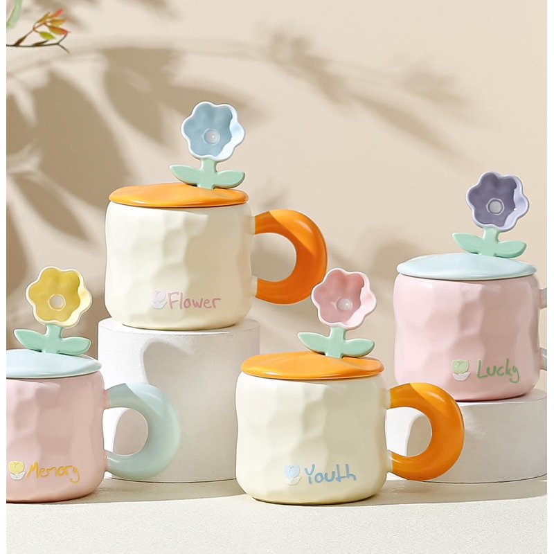 かわいいパステル デイジー フラワー セラミック カップ 450ml - ピンクのカップと紫色のスプーン