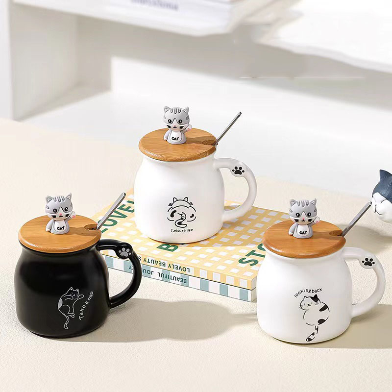 木製のふたが付いたかわいい磁器カップ、スプーン付き、水、紅茶、コーヒー、贈り物を飲むために使用されるペイントカップ350mlのペイントカップ - 私を見てください