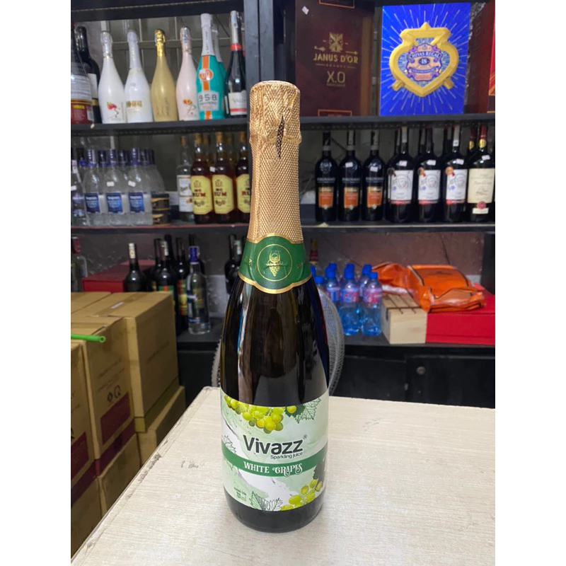 ダラット VIVAZZ マスカットスパークリングジュース 720ml