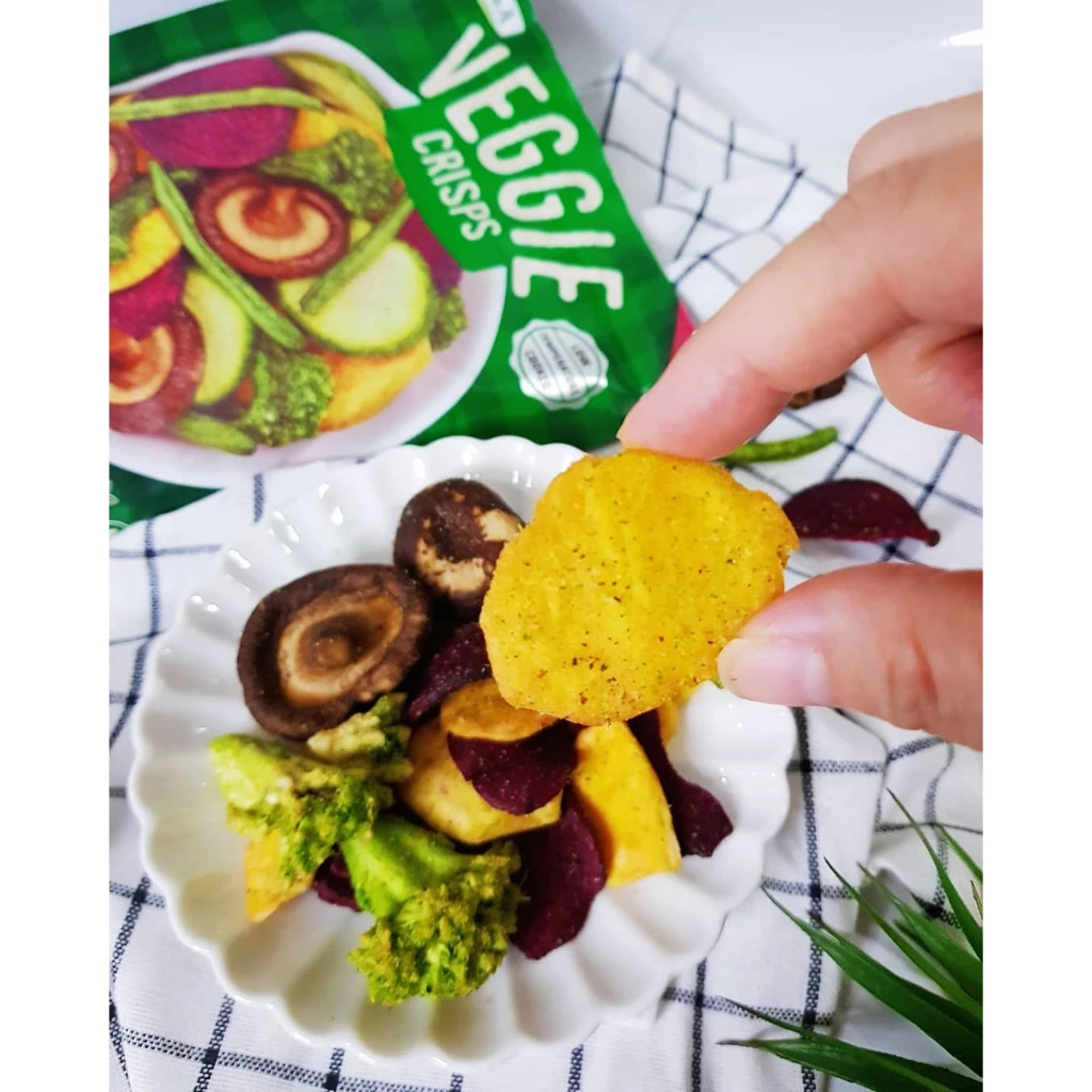 DJ&A クリスピー野菜チップス 伝統の味 90g - 健康的なオフィススナック、食物繊維豊富 - オーストラリア直輸入