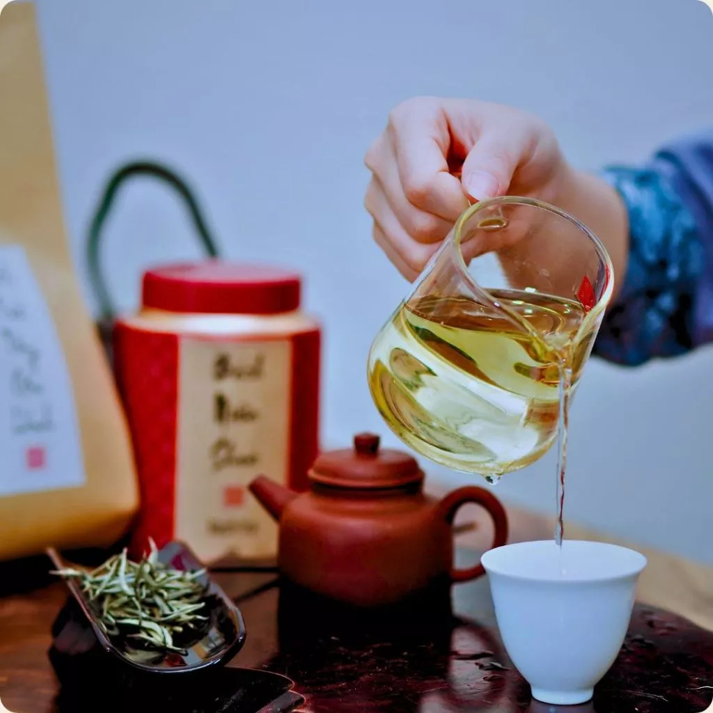 「エコファーム」タイコンリン高級白茶（シャンティエット古木白茶）100g箱