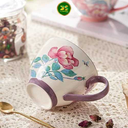 エレガントな紫の花々 450ml 陶器マグカップ | ロマンチックなティータイムを