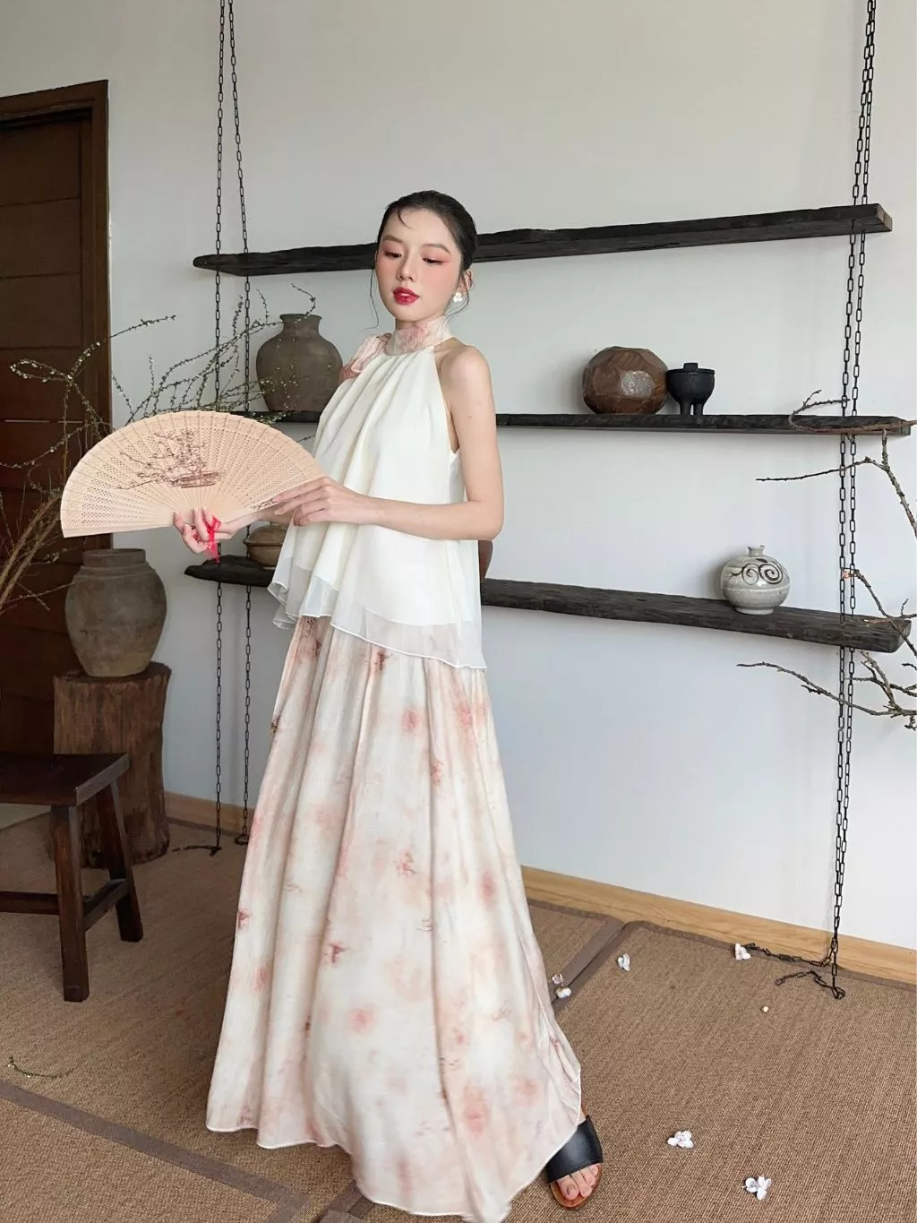 [シルクローブ付き] Wepretty アオザイ＆スカートセット - トゥイ コレクション | エレガントなジャカード織り錦織柄
