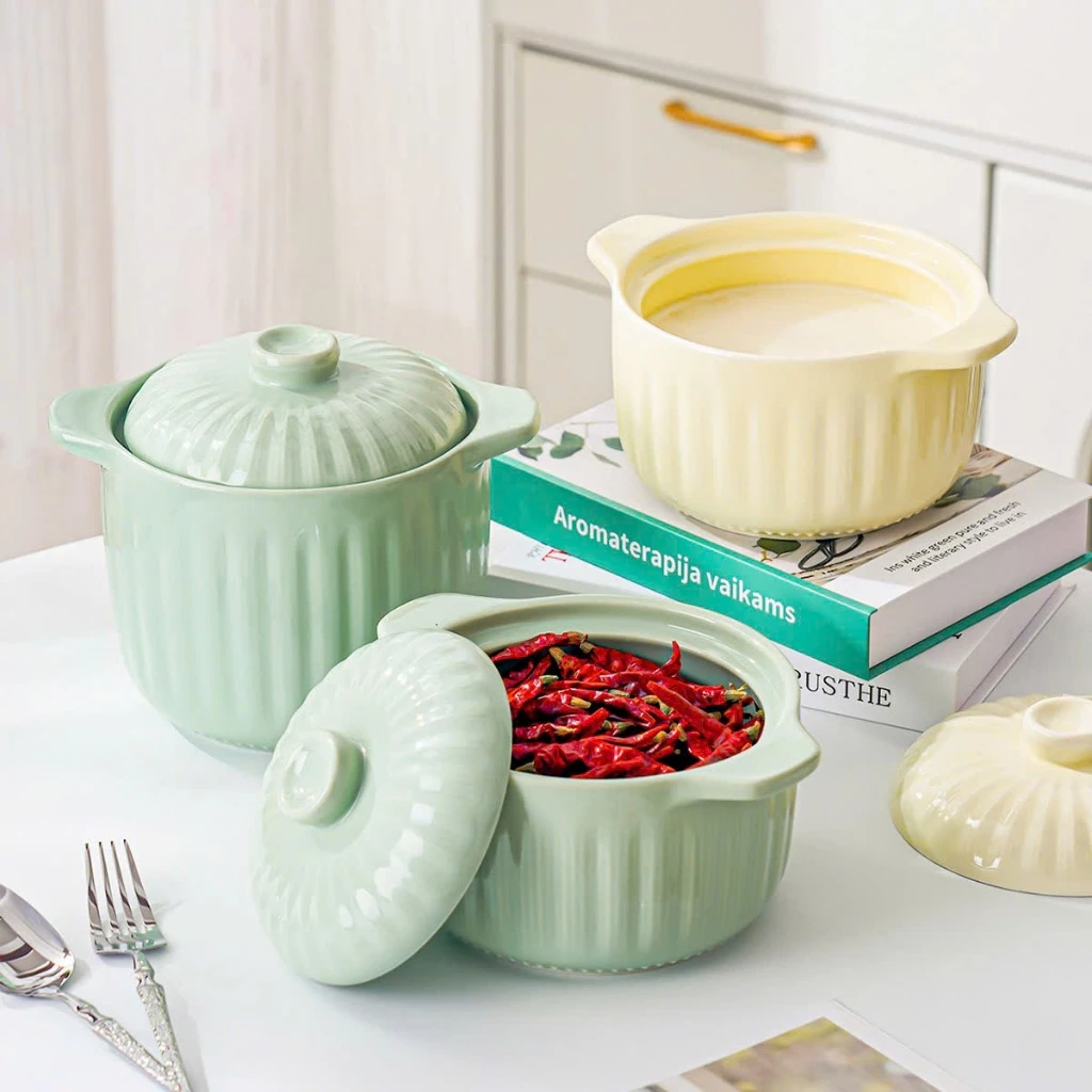 Gosu製 密閉蓋付き陶器製両手鍋 1.6L - スープ・ラード保存に便利で清潔