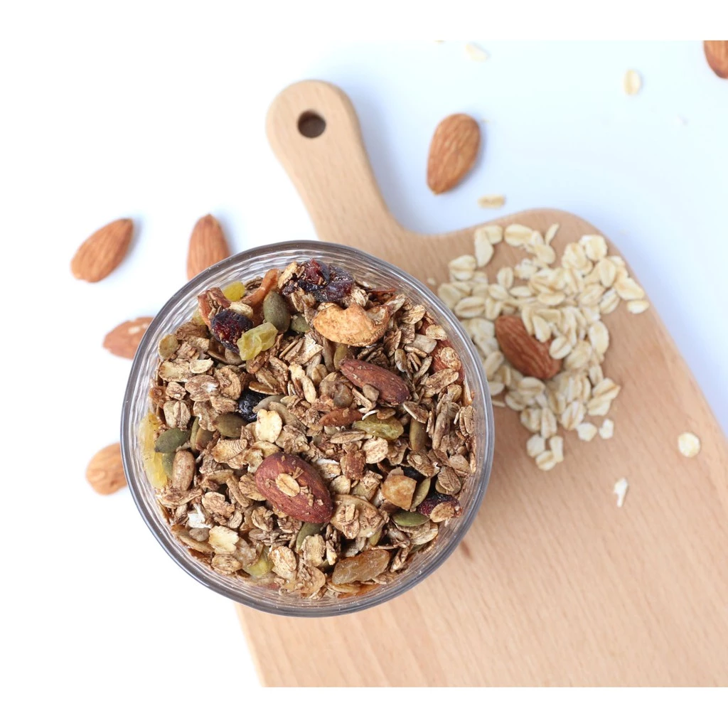 GreenFood チョコレートナッツグラノーラ (250g) - 美味しくヘルシーな栄養満点シリアル