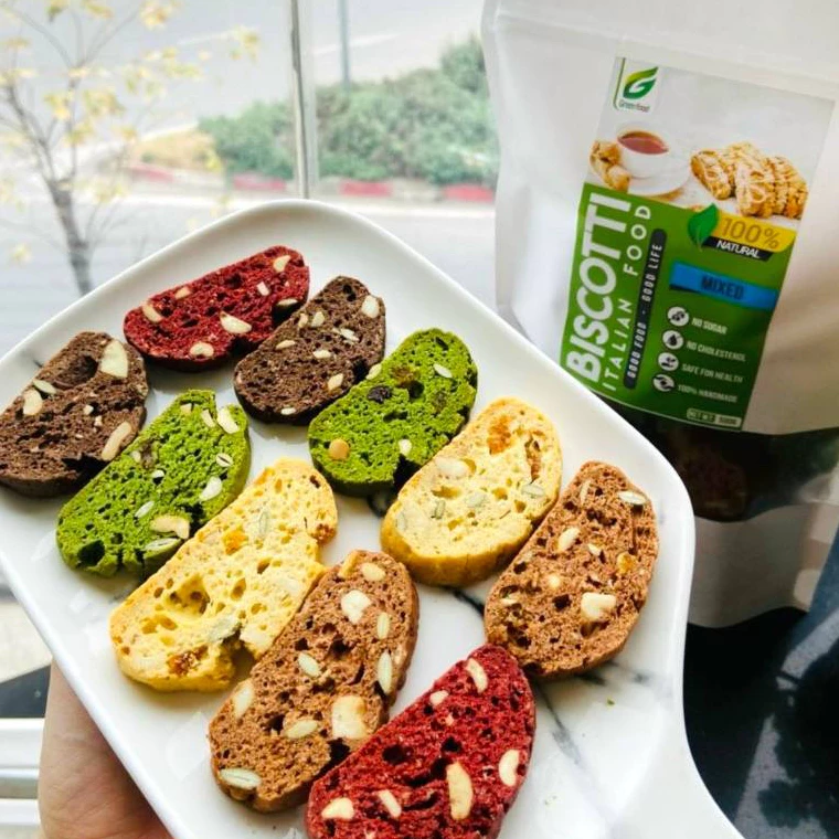 GreenFood 全粒粉ビスコッティ 500g オレンジシナモン風味 - ヘルシーな雑穀ナッツたっぷり、香ばしく美味しい