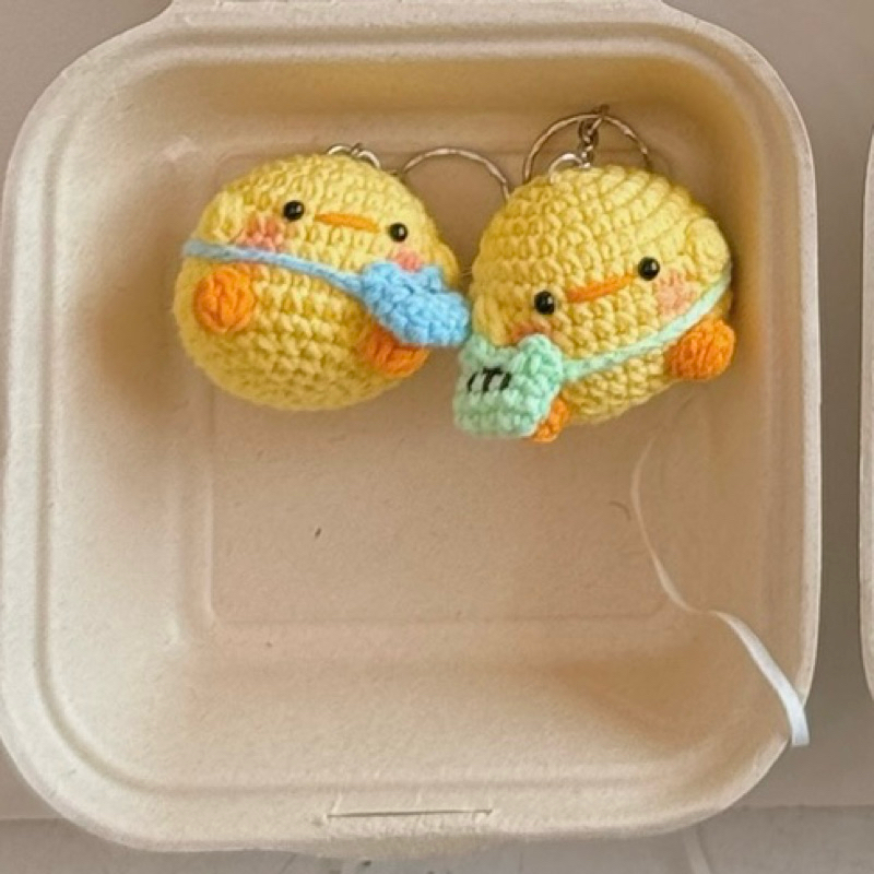 Handmade Craft Móc Khoá Couple Đáng Yêu Dễ Thương Mẫu số 9 - Gà Con Đi Học 可愛くて手作りのカップル用キーホルダー 9番モデル - 学校に行くひよこ