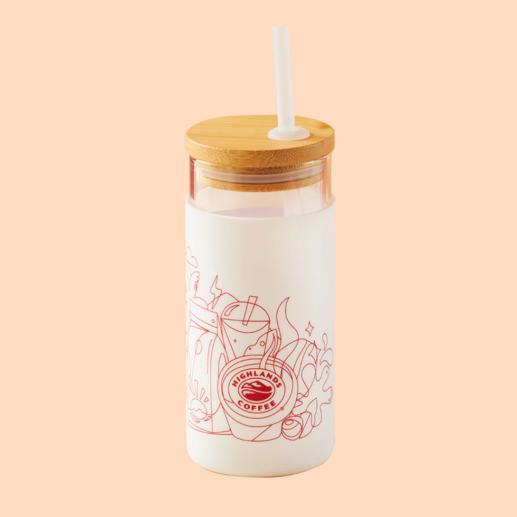 ハイランズコーヒー限定！ロゴ入りガラスストローカップ＆木製蓋セット - 473ml ホワイト