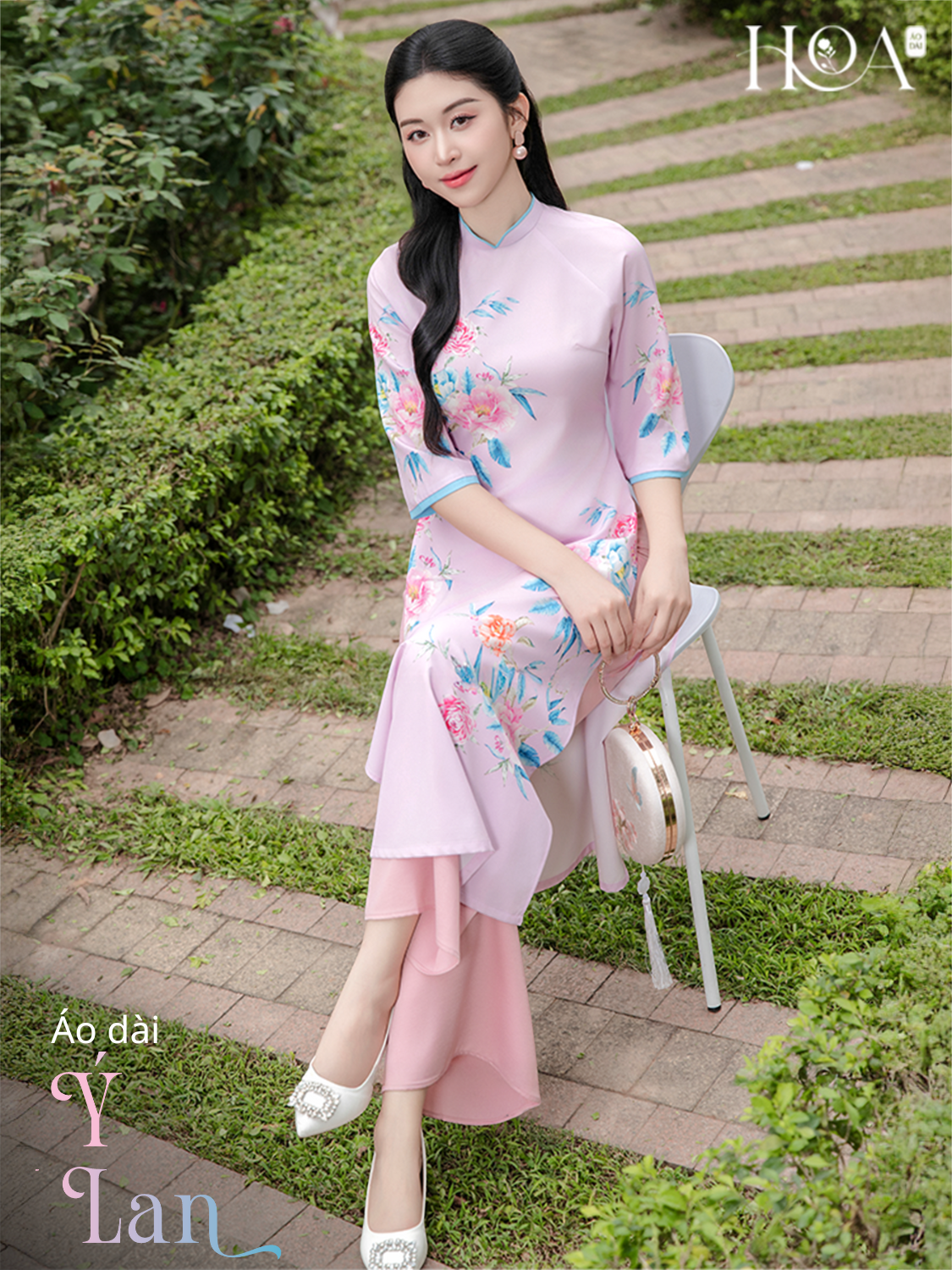 HOA ? Lan 女性用モダンアオザイセット