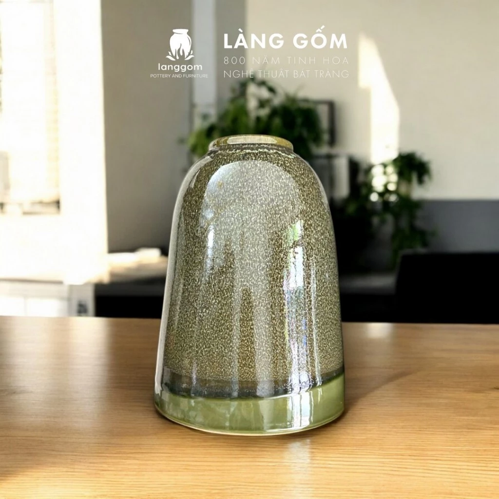 バッチャン焼き高級花瓶 窯変釉『天空の青』ベル型 - Làng Gốm - 贈答品・装飾用