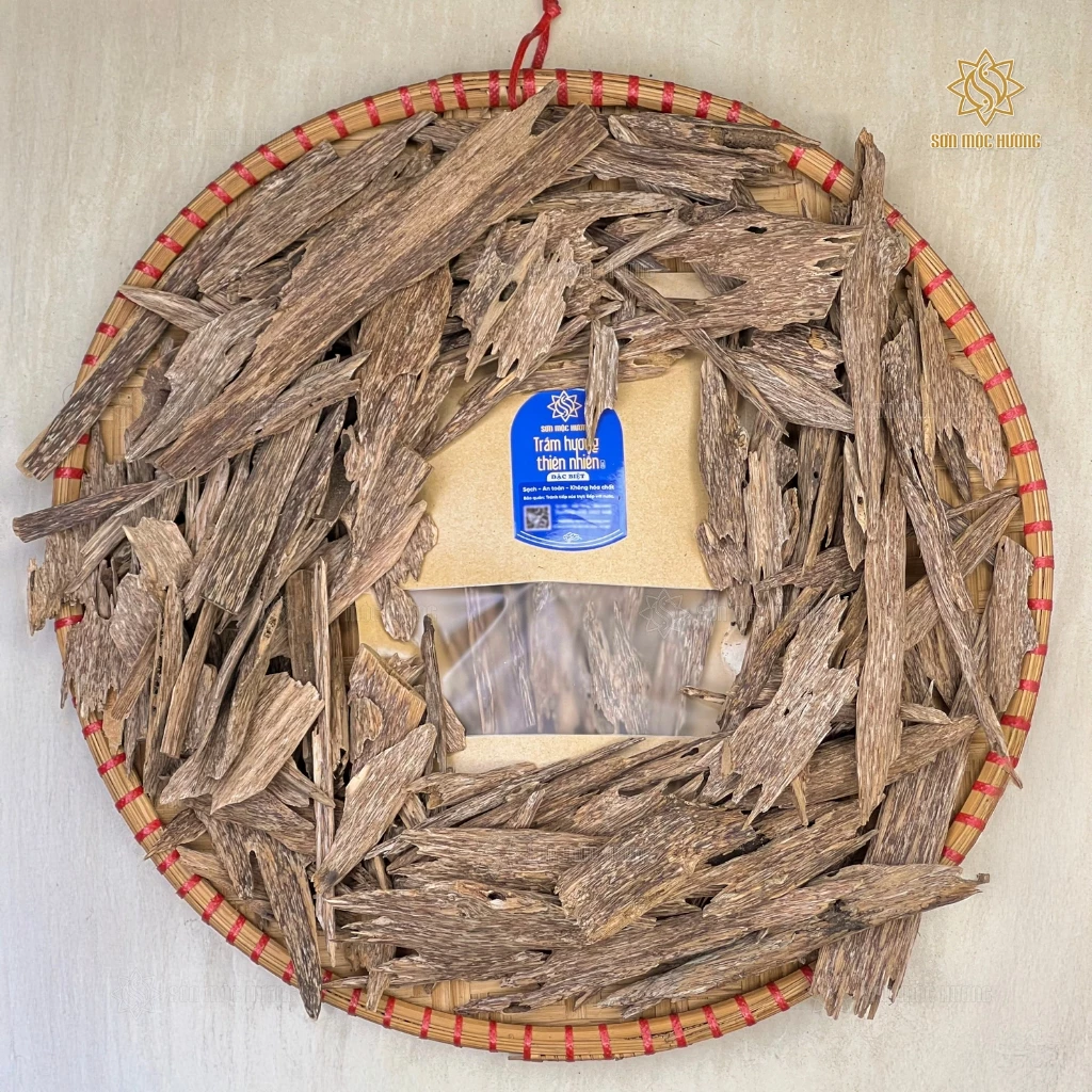 ソン・モック・フオン 天然トックキエン沈香チップ 高品質アロマ 甘い香り 焚き上げ用