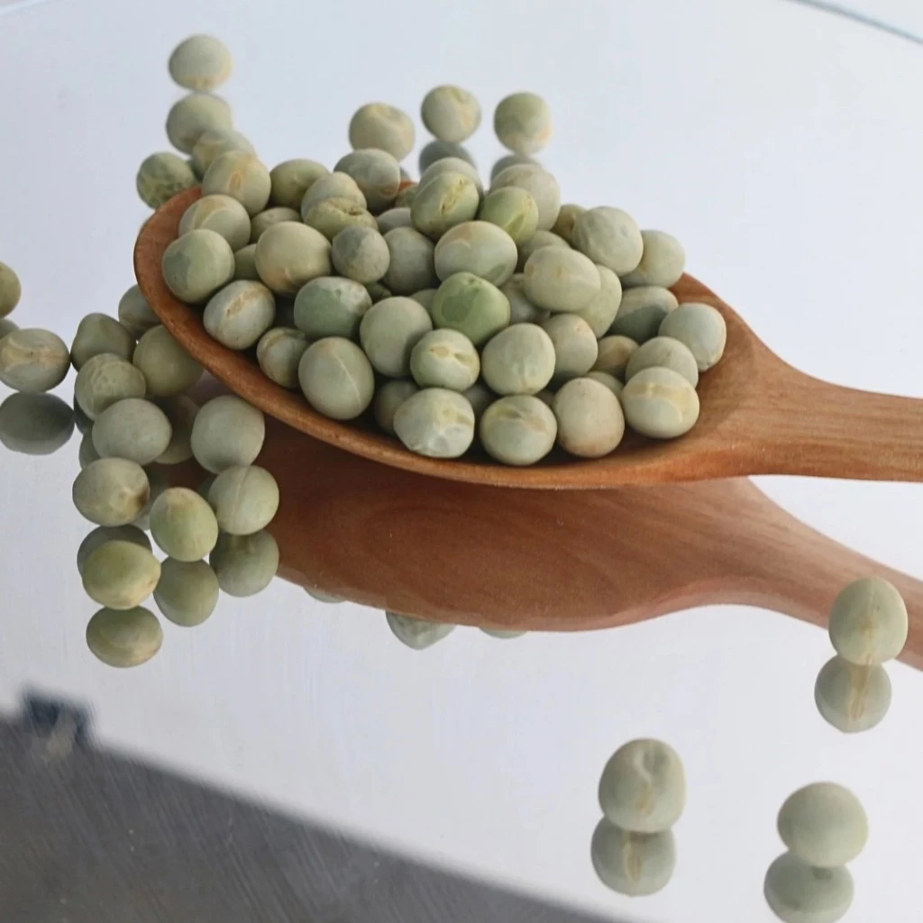 カミナえんどう豆 (グリーンピース) - 血糖値コントロール、心臓病リスク軽減、がん予防サポート (ジップ袋入り 250g)