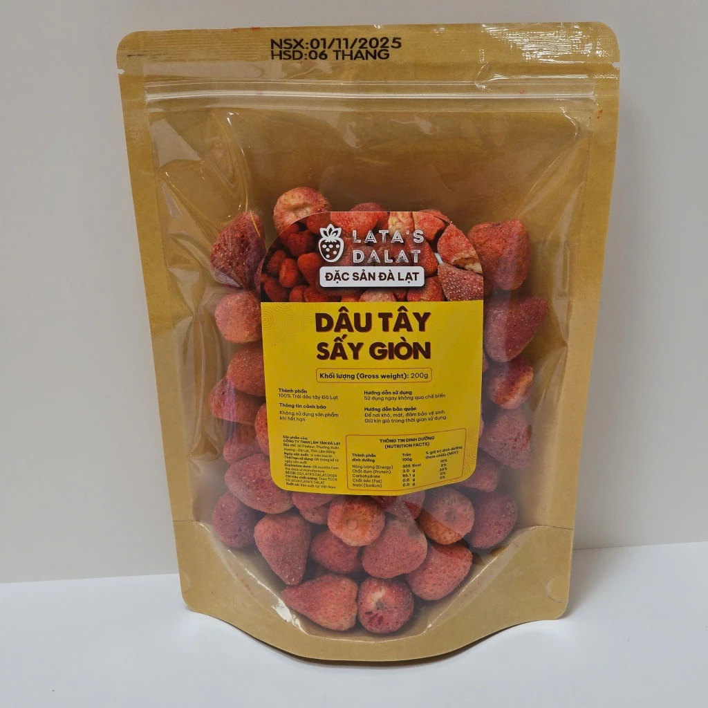 LATA's 特製サクサクフリーズドライいちご - ダラット特産ジップ袋 200g