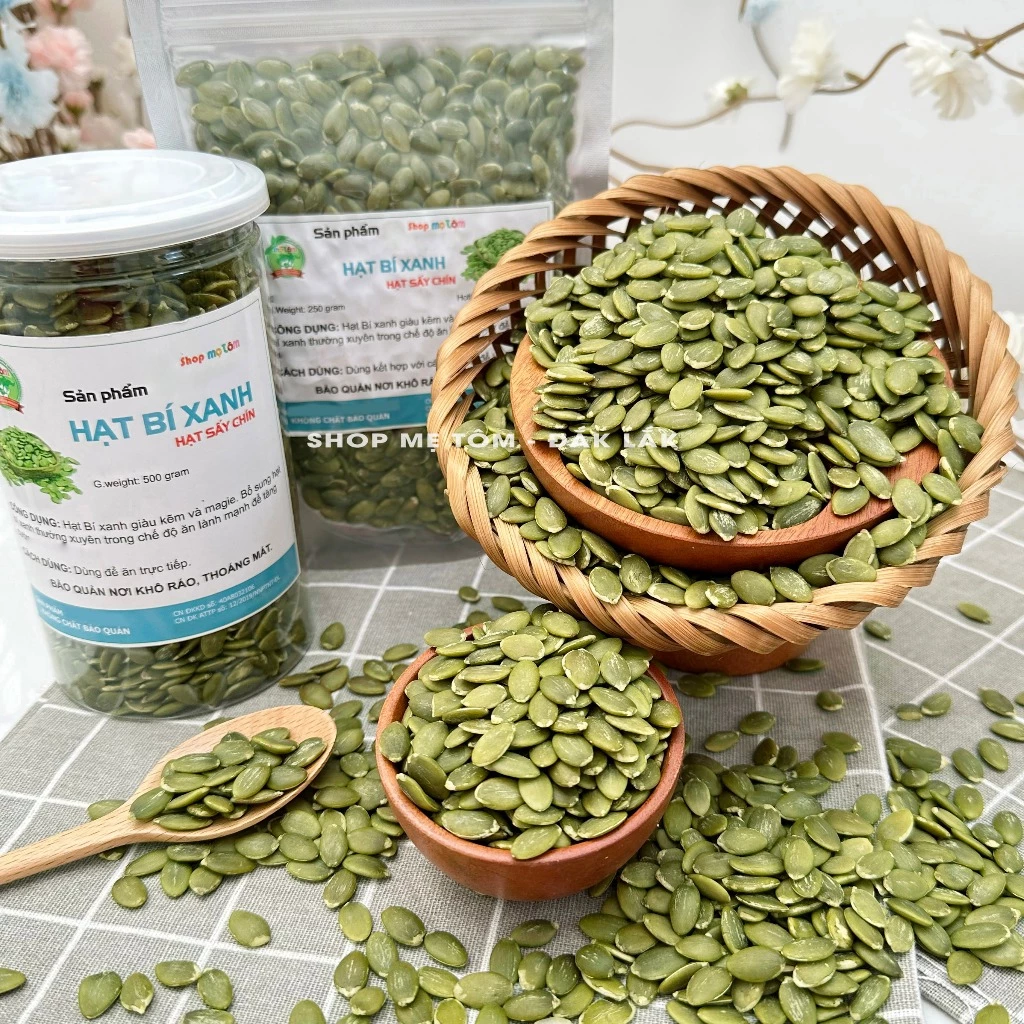 メー・トム・ショップ 焙煎かぼちゃの種 100g (ジップ袋)