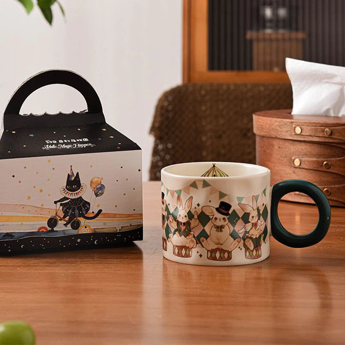 モデル4 - 高級サーカス柄マグカップ 250ml - 誕生日・特別な日の贈り物に