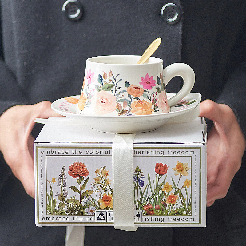 素朴な手描き陶器ティーカップ＆ソーサーセット - 田舎風オリジナルデザイン アフタヌーンティーギフト