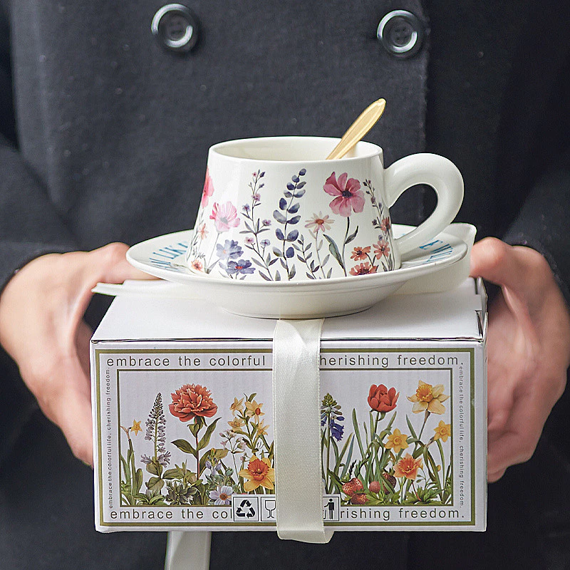 手描き 素朴な田舎風 陶器ティーカップ＆ソーサーセット【D】アフタヌーンティーギフト