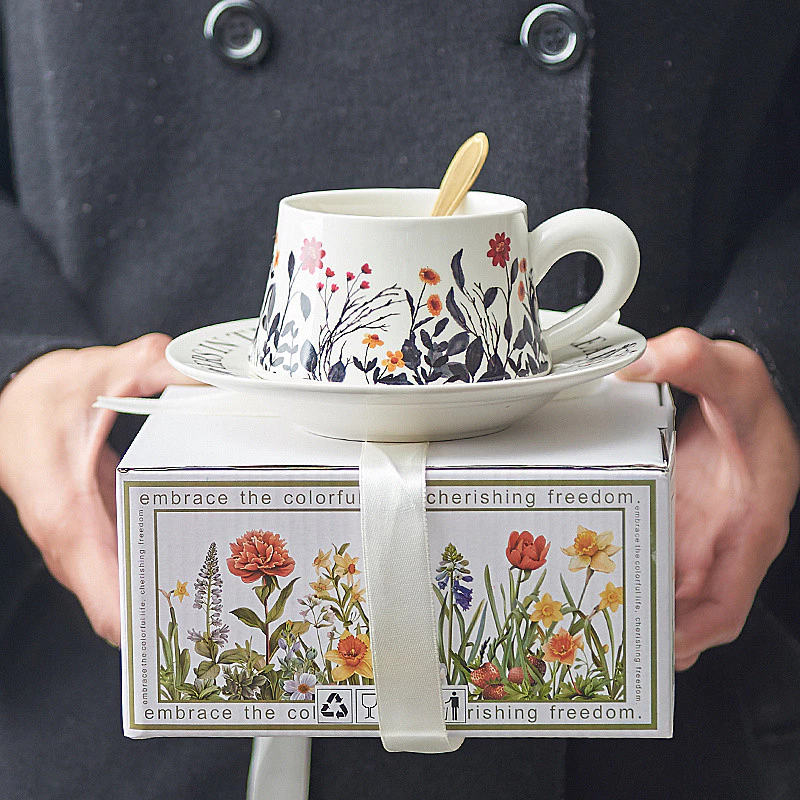 手描き素朴なカントリースタイル陶器ティーカップ＆ソーサーセット【モデルH】アフタヌーンティーギフト