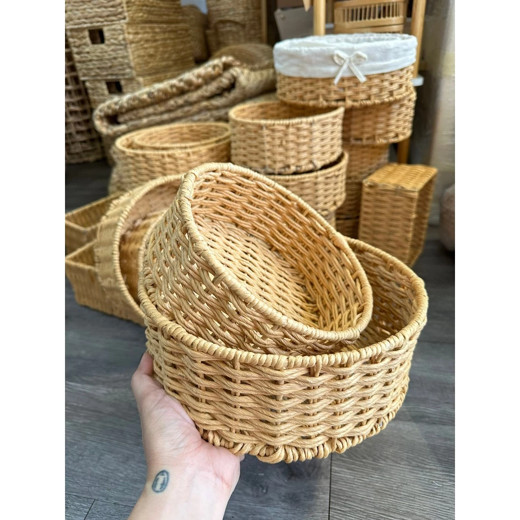 天然素材シーグラス製ラウンドバスケット D18xH8 - 多機能収納、植木鉢カバー、小物入れ