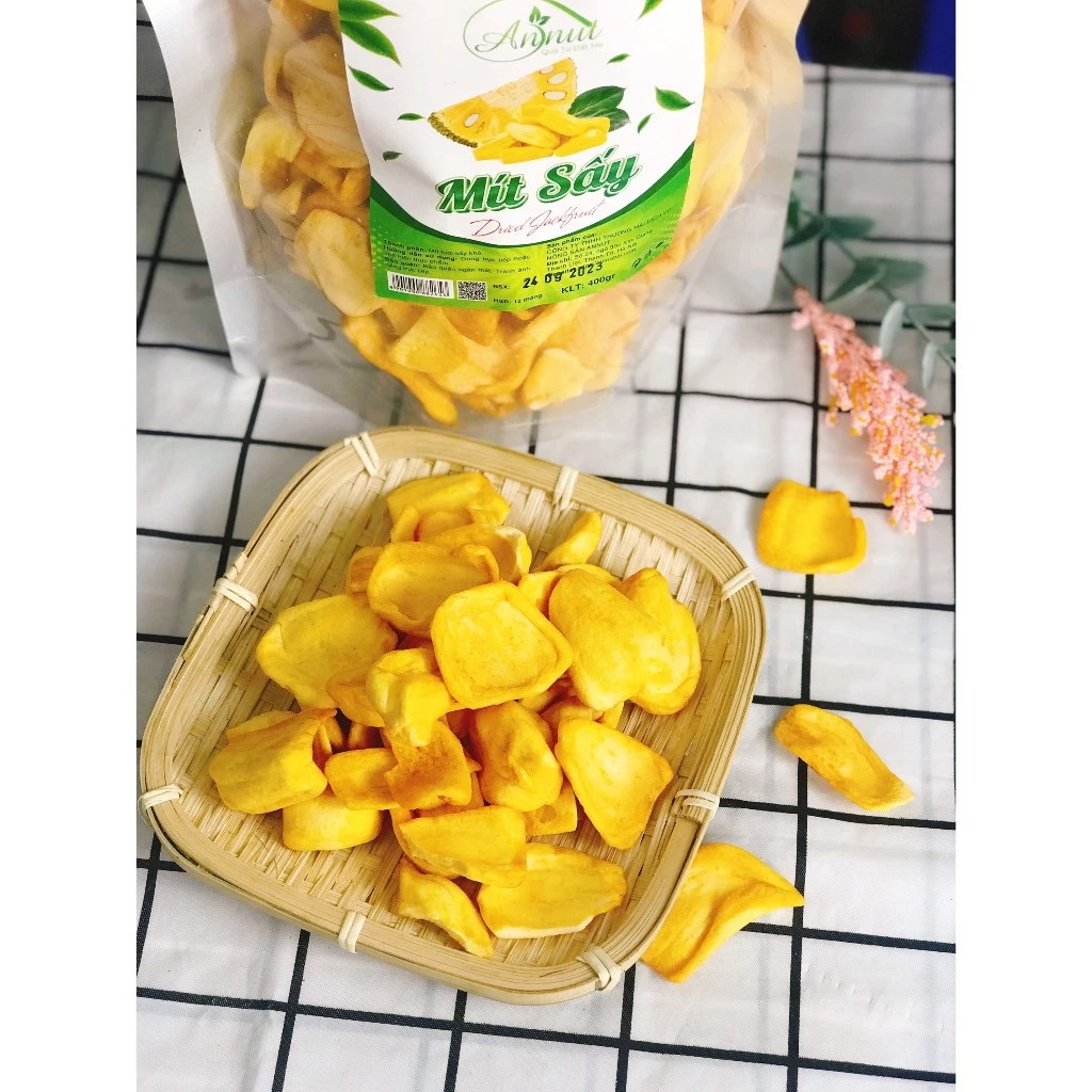 プレミアム丸ごとサクサクドライジャックフルーツ（Nông Sản Annut製）