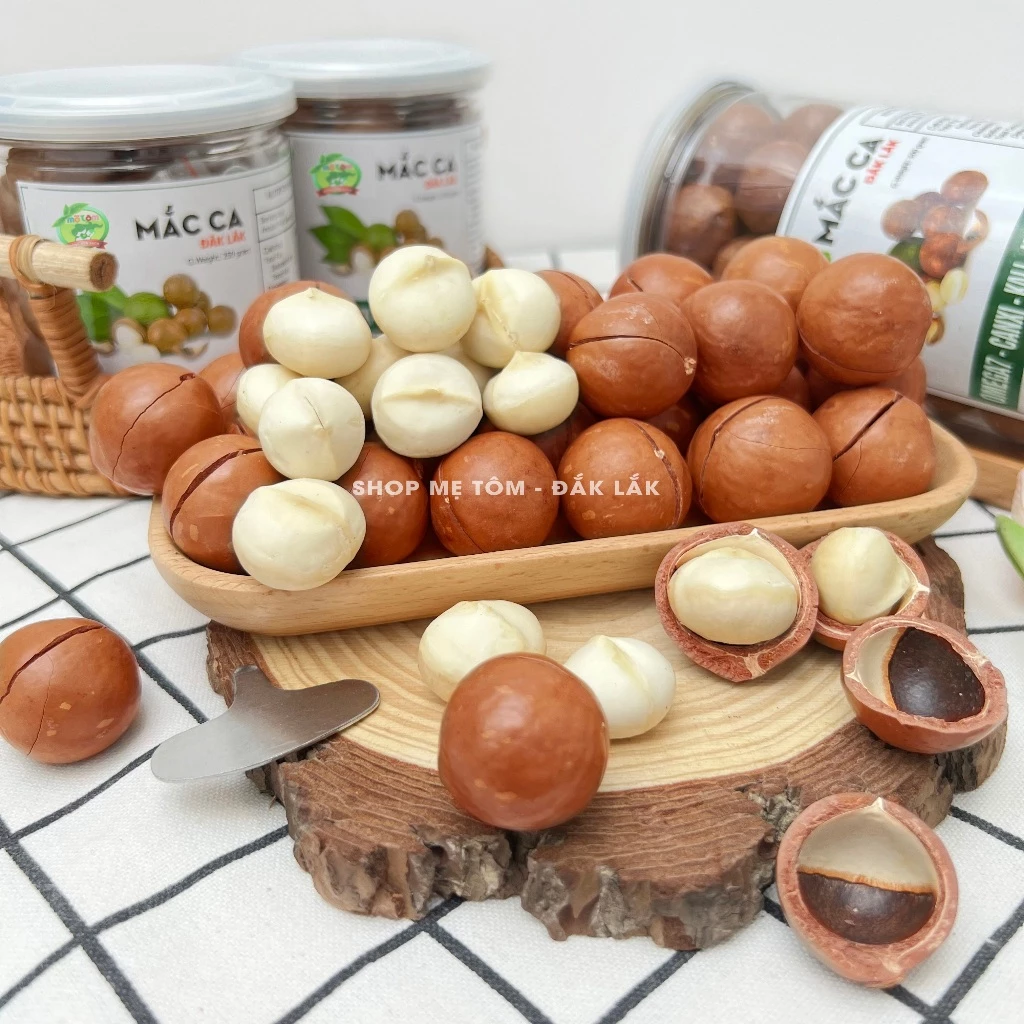 【ナッツの女王】最高級大粒マカダミアナッツ 250g - 殻付き、すぐ食べられる！