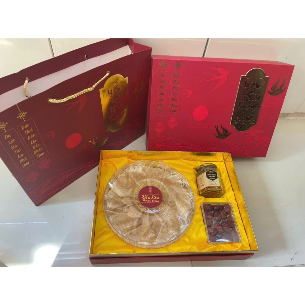 高品質燕の巣ギフトセット（精製燕の巣・紅棗・冬虫夏草入り）