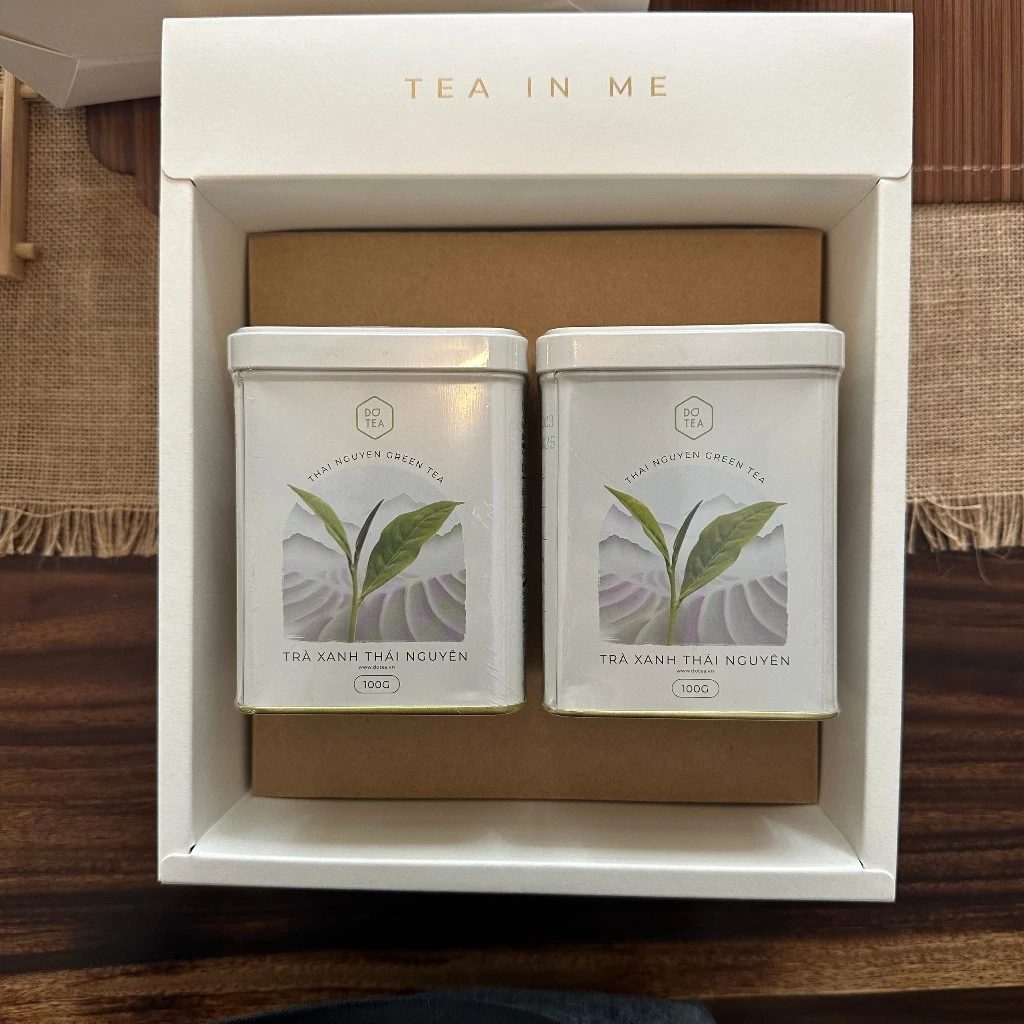 テト限定 高級タイグエン緑茶ギフトセット（缶入り100g×2）