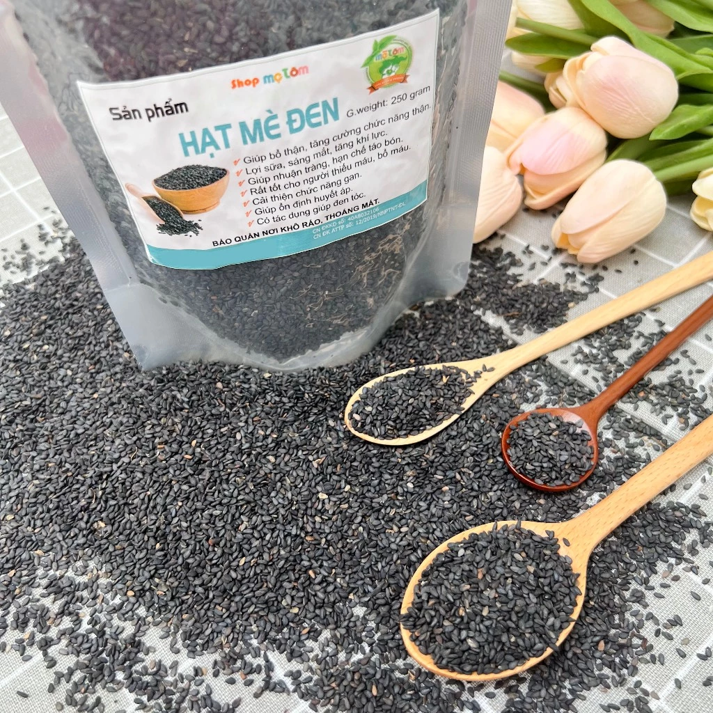 田舎の生黒ごま250g（チャック付き袋入り） - 健康と美容の秘宝