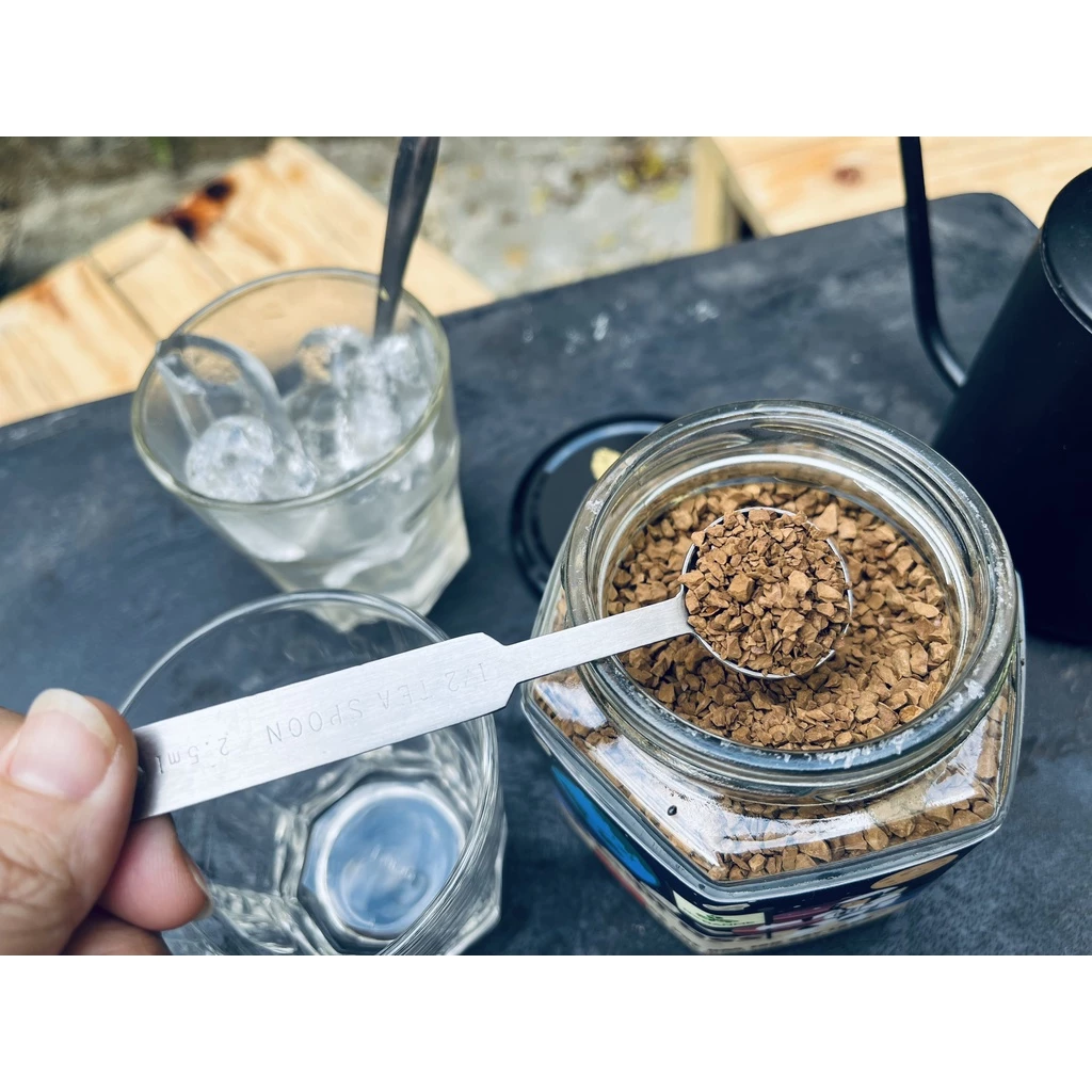 Robanme Ro-Express フリーズドライ インスタントコーヒー 100%ロブスタ 100g - 濃厚で香り高く、ベトナムアイスコーヒーに最適