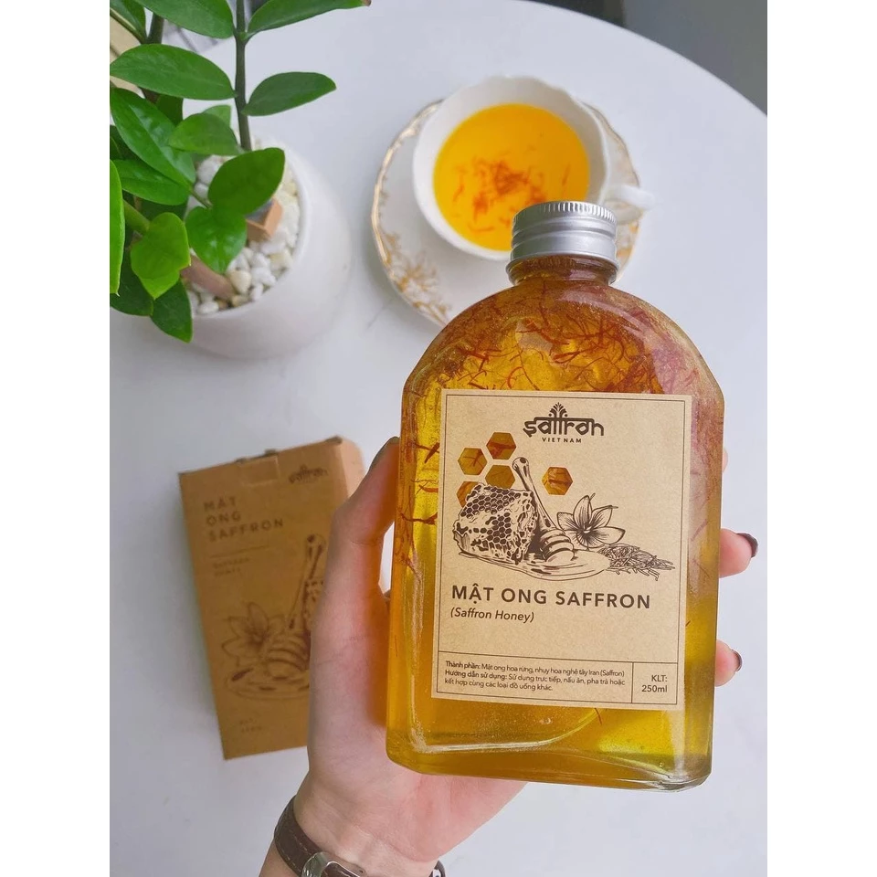 サフラン入りハチミツ ベトナム産 サフラン(SAFFRON VIETNAM) 335g ガラス瓶\n(サフランハニー)