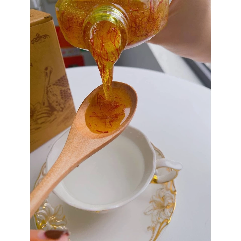 サフラン入りハチミツ ベトナム産 サフラン(SAFFRON VIETNAM) 335g ガラス瓶\n(サフランハニー)