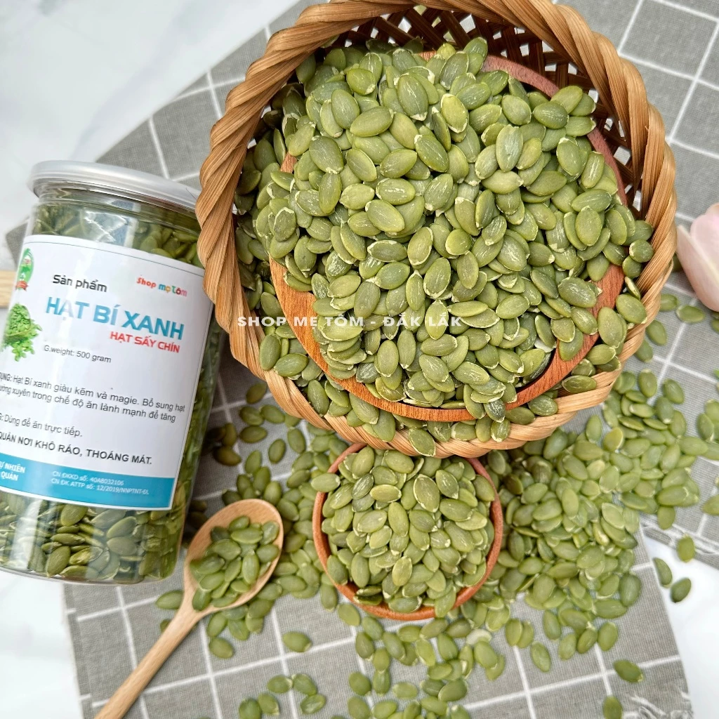 メートムショップ 生緑パンプキンシード 500g ジップ袋入り