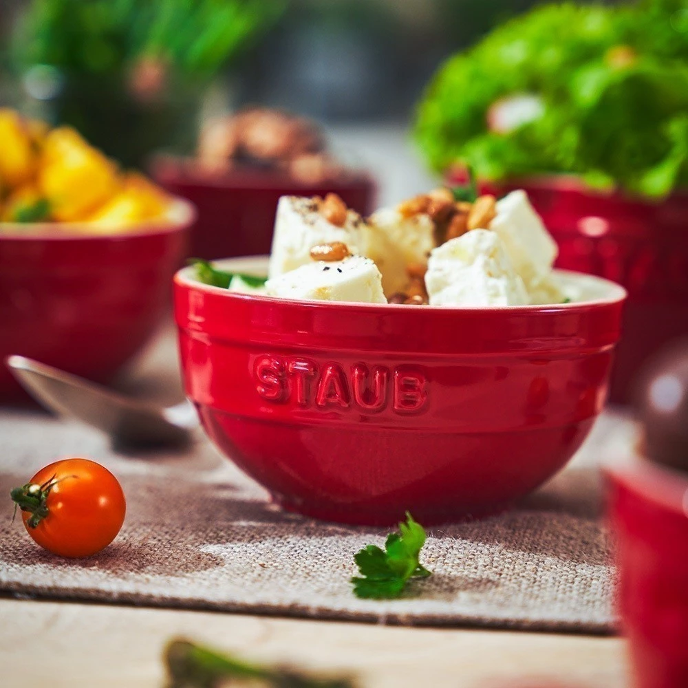 ストウブ セラミックボウル 17cm (チェリーレッド/バジルグリーン) - 高級食器