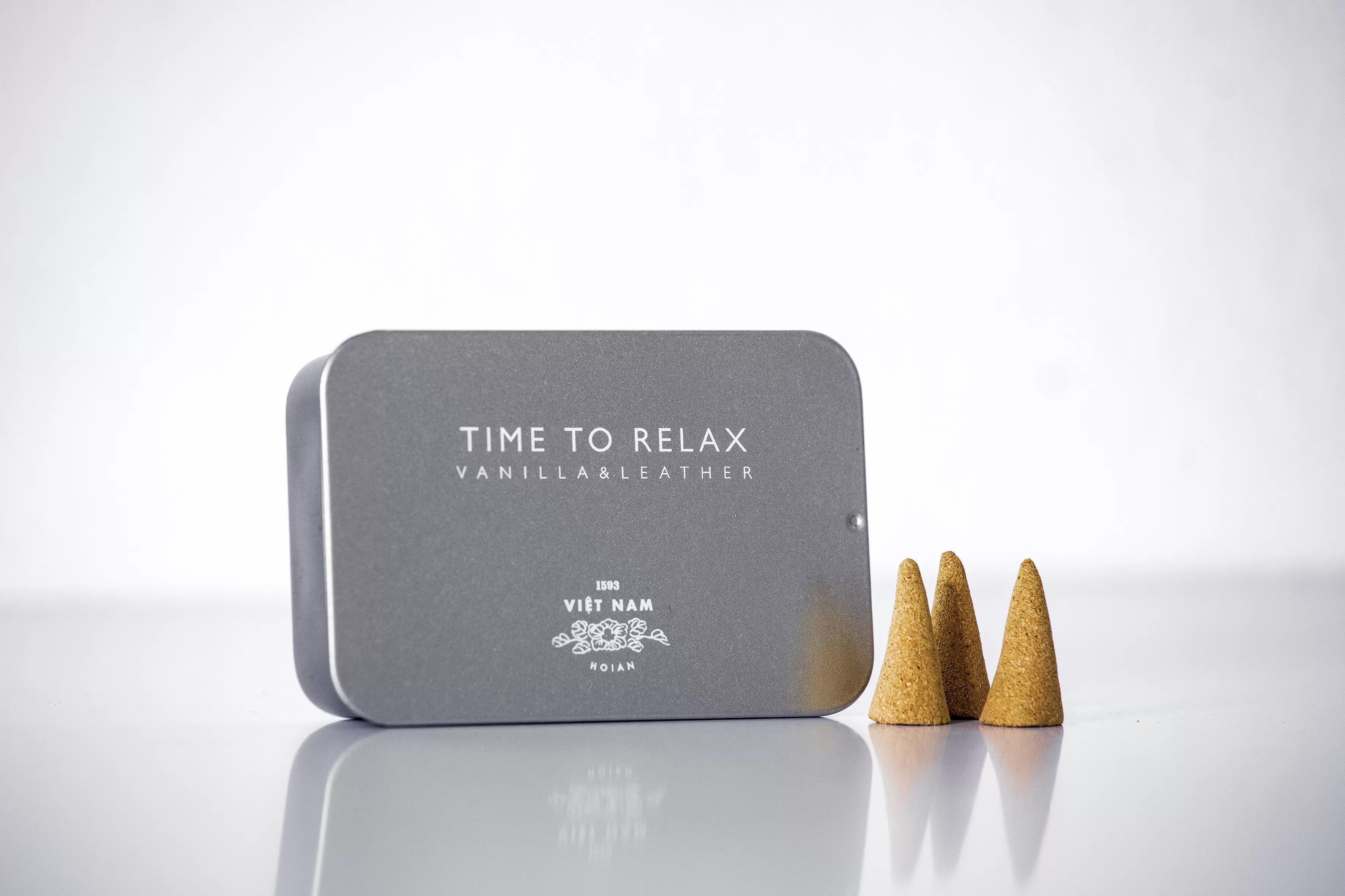 タラン お香 コーンタイプ - タイム・トゥ・リラックス | バニラ＆レザーの香り