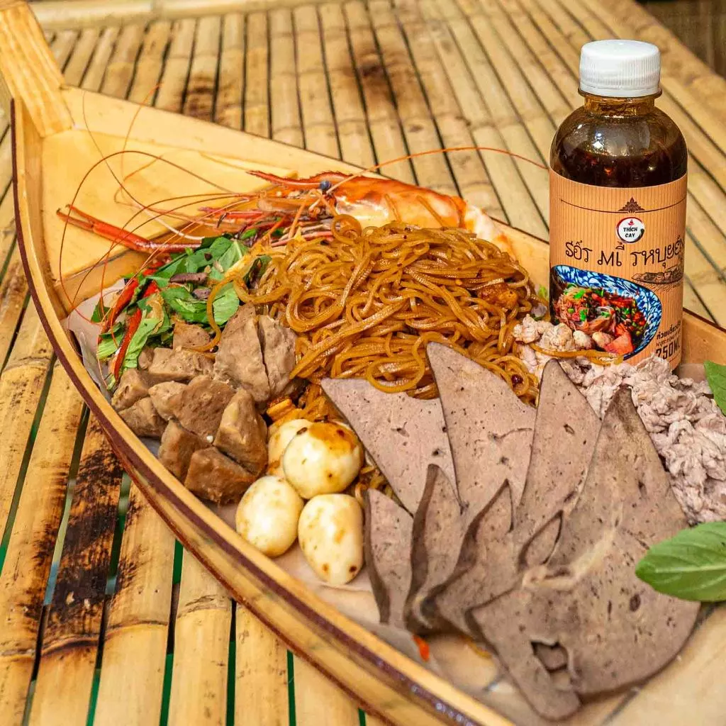 タイ屋台ボートヌードルソース 旨辛120ml - 本格タイの酸っぱ辛い万能混ぜ麺ソース